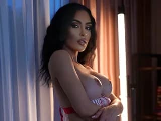 WebCAM of AleciaX