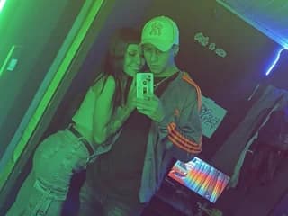 COUPLE25_33 WebCAM 