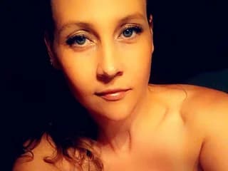 Chickandherdick12 WebCAM 