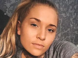 GreenEyesBlondeyUK WebCAM 