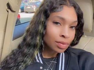 WebCAM of NaomiMilian