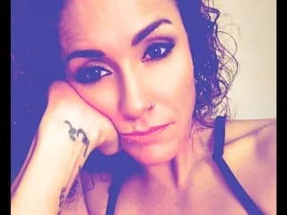 WebCAM of PetitemarieeThaReal