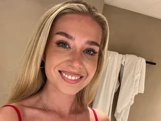 WebCAM of PlayBySadie