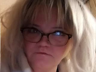 WebCAM of TheKinkySongwriter