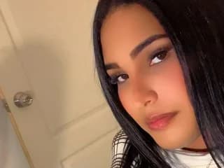 WebCAM of isabellaa_hott